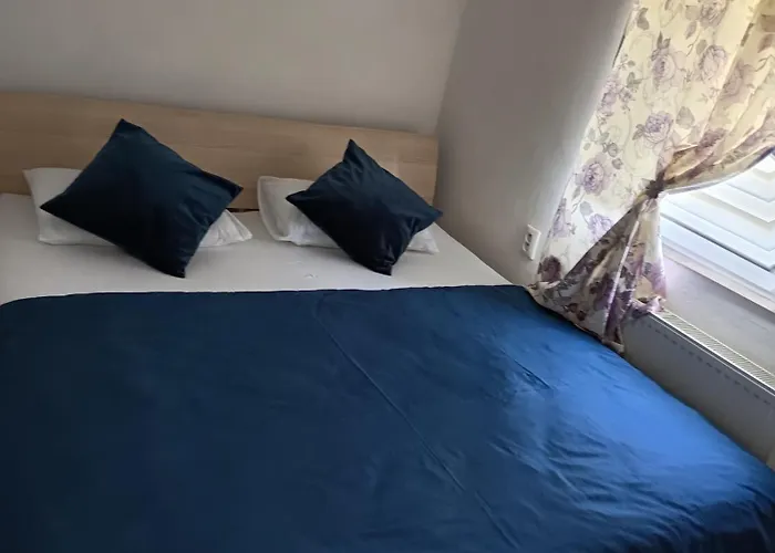 Aparthause Leona Ferienhaus *